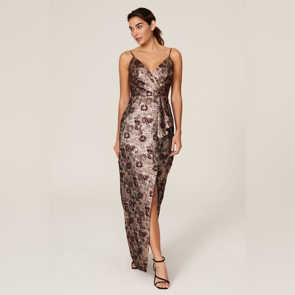 Monique Lhuillier Floral Metallic Jacquard Gown US‎ 6 $795